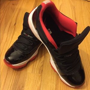 Air Jordan bred 11s (low)
